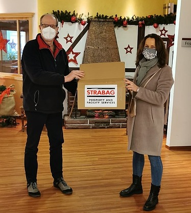 STRABAG PFS spendet Mund-Nasen-Schutz-Masken für Altenheim und Hospiz STRABAG PFS spendet Mund-Nasen-Schutz-Masken für Altenheim und Hospiz
