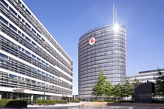 Die Vodafone-Deutschlandzentrale „Vodafone-Campus“ in Düsseldorf Die Vodafone-Deutschlandzentrale „Vodafone-Campus“ in Düsseldorf