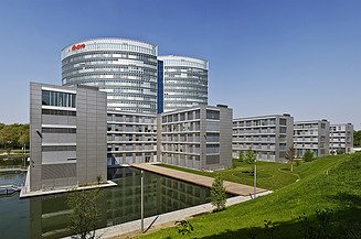 STRABAG PFS erbringt technische Dienstleistungen für die Hauptverwaltung von E.ON in Essen.