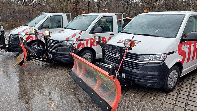 Bild von einer Fahrzeugflott mit Schneeschiebern
